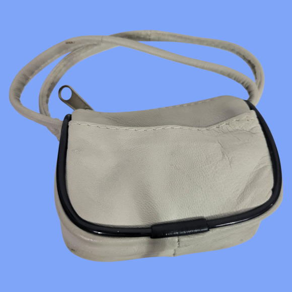 Vintage Studio Tiny Leather Bag Taupe Beige Coin Purse Pouch Change Handles Mini - Picture 2 of 16